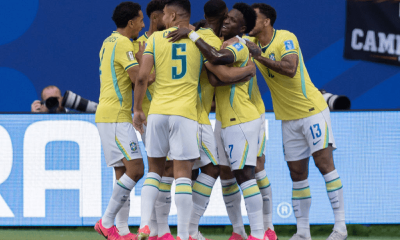 Brasil goleia a Escócia e pode pegar Holanda, Japão ou Suécia nas oitavas