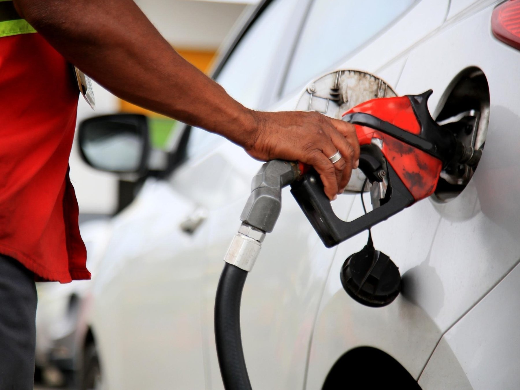 Gasolina chega a R$ 7,29 em Mato Grosso do Sul, aponta levantamento da ANP