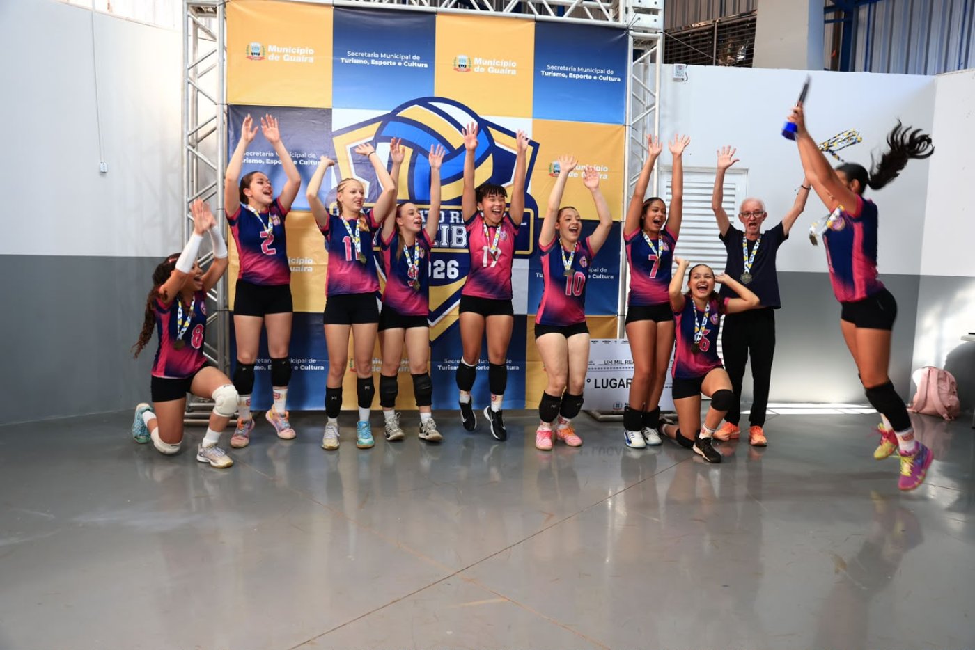 Naviraí conquista dois títulos no Campeonato Regional de Voleibol em Guaíra
